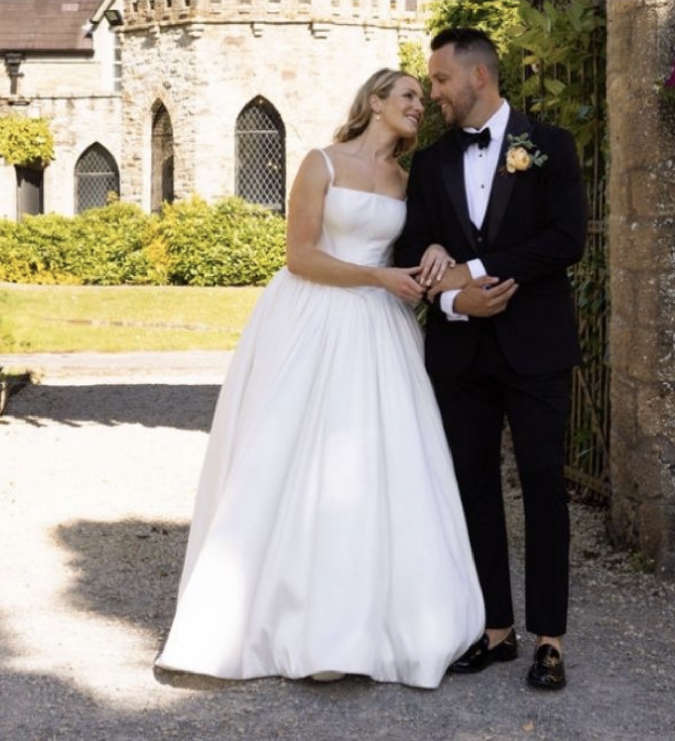 just married usa couple