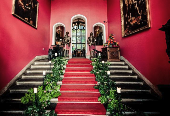 kinnity castle entrance stairs