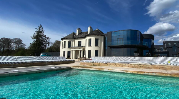 Glasson Lakehouse hotel exterior Westmeath Midlands Ireland wedding venue